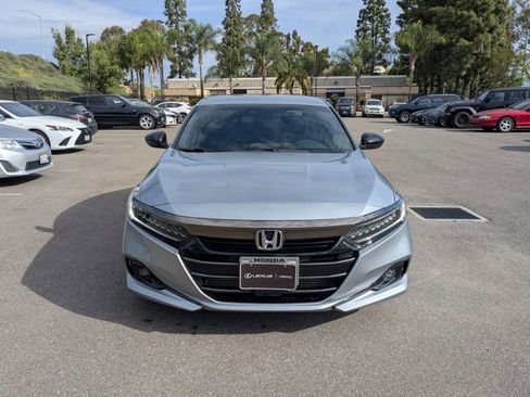 Used 2021 Honda Accord Sport image 2