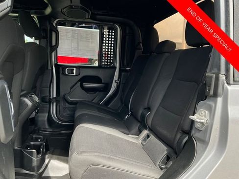 Used 2020 Jeep Gladiator Sport w/ Quick Order Package 24S image 15