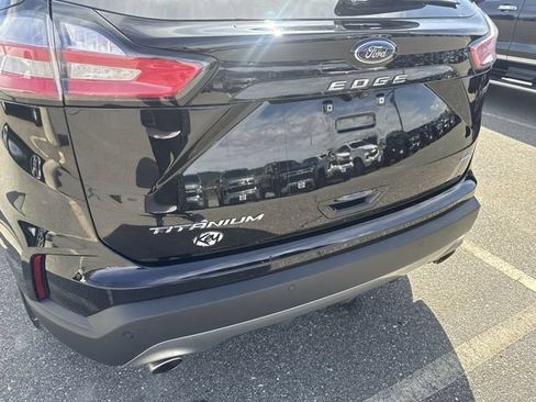 Used 2024 Ford Edge Titanium AWD/4WD image 33