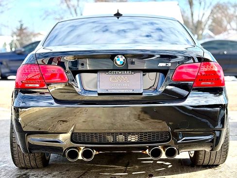 Used 2011 BMW M3 Coupe w/ Convenience Pkg image 4