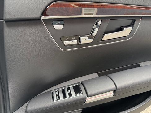 Used 2007 Mercedes-Benz S 550 image 24