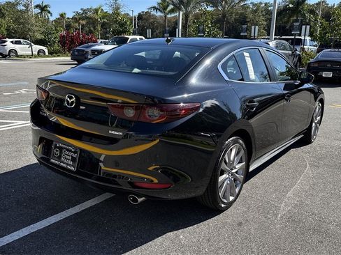 Used 2020 MAZDA MAZDA3 Sedan w/ Preferred Package image 4