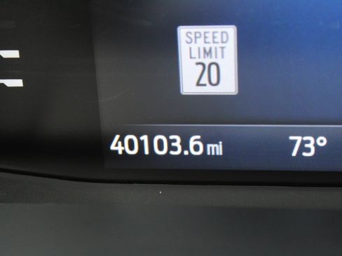 Used 2024 Ford Escape ST-Line w/ Tech Pack #1 AWD/4WD image 17