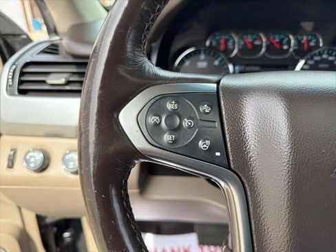 Used 2018 Chevrolet Suburban Premier image 34