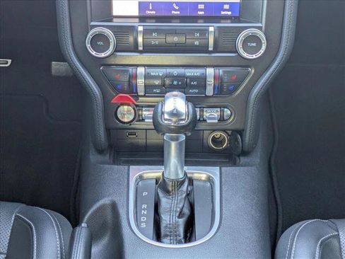 Used 2022 Ford Mustang GT Premium image 12