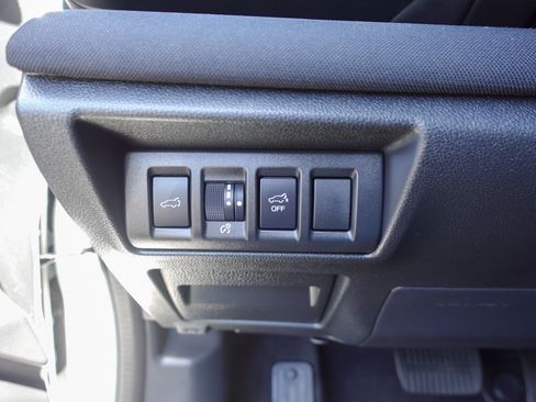 Certified 2025 Subaru Outback Premium AWD/4WD image 12
