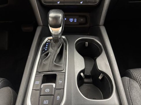 Used 2020 Hyundai Santa Fe SEL w/ Convenience Package image 18