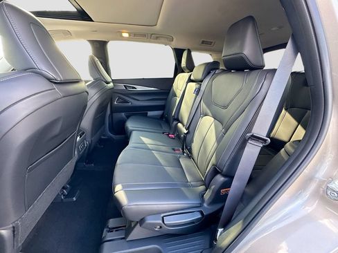 Certified 2026 INFINITI QX60 Luxe w/ Cargo Package FWD image 27