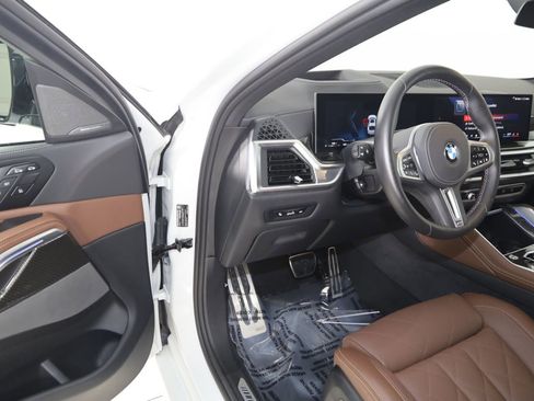 Used 2026 BMW X6 M60i AWD/4WD image 58