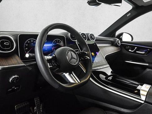 Certified 2025 Mercedes-Benz GLC 300 4MATIC image 10