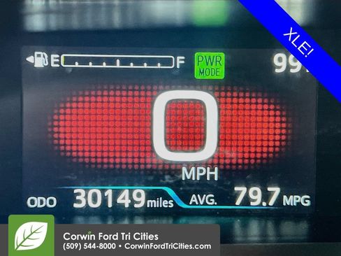 Used 2021 Toyota Prius Prime XLE FWD image 2
