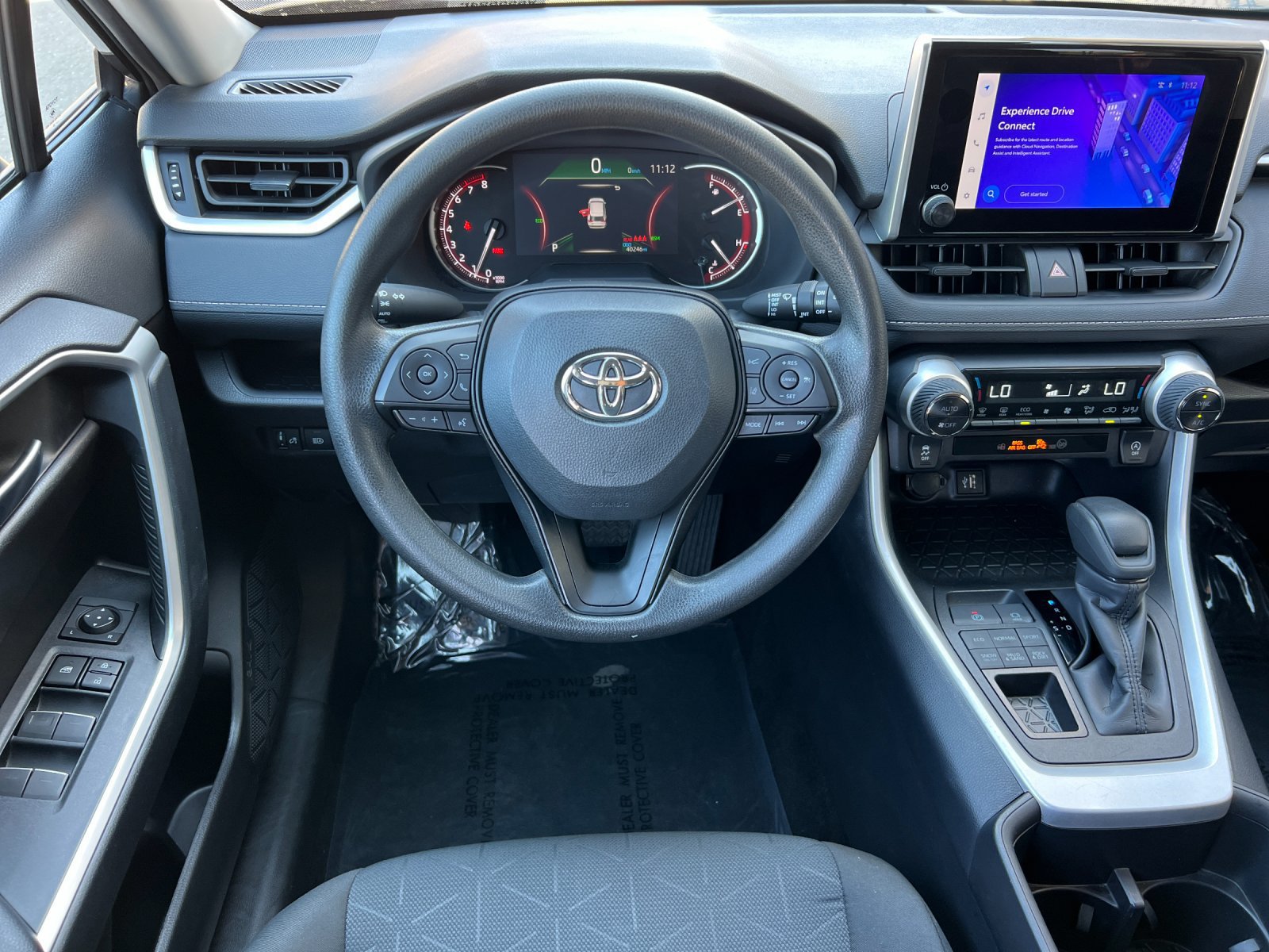 Used 2025 Toyota RAV4 XLE AWD/4WD image 13