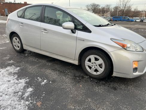 Used 2011 Toyota Prius Two image 9