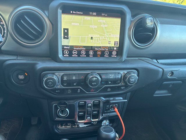 Used 2023 Jeep Gladiator Sport AWD/4WD image 16