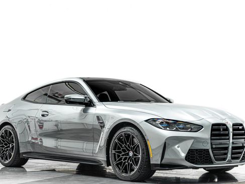 Used 2022 BMW M4 Competition w/ Executive Package RWD image 34