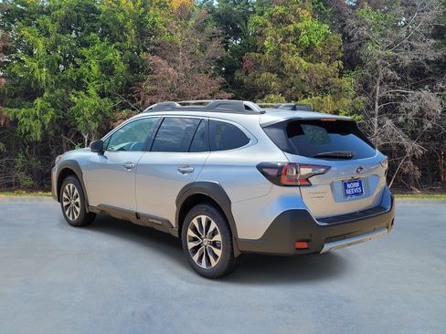 Used 2025 Subaru Outback Touring XT image 20