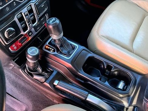 Used 2018 Jeep Wrangler Unlimited Rubicon image 19