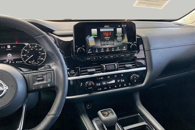Certified 2023 Nissan Pathfinder SL w/ SL Premium Package FWD image 7