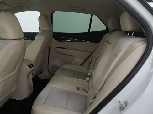 Used 2022 Buick Envision Preferred image 14