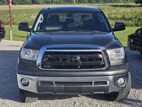 Used 2013 Toyota Tundra 2WD CrewMax w/ Tow Pkg image 3