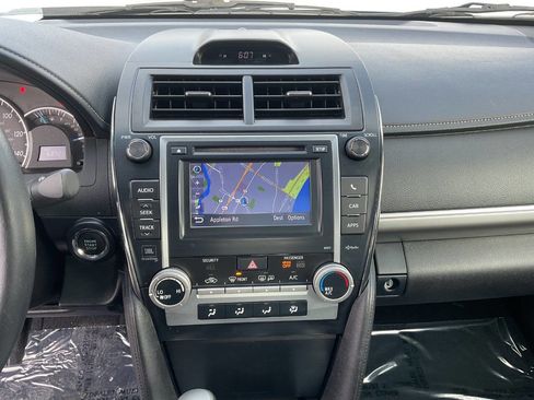 Used 2013 Toyota Camry SE w/ Leather Pkg image 21