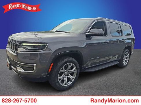 Used 2022 Jeep Wagoneer Series II AWD/4WD image 1