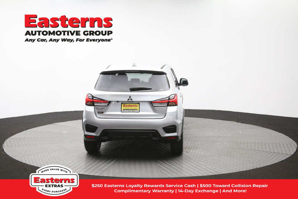 Used 2025 Mitsubishi Outlander Sport SE AWD/4WD image 38