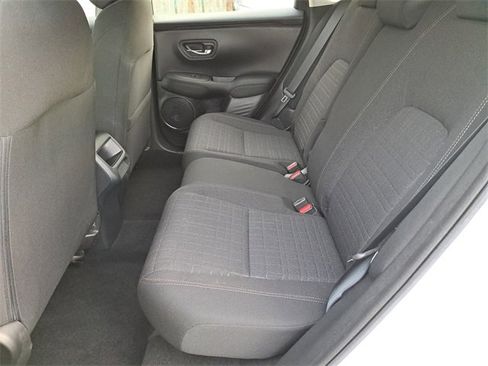 Certified 2023 Honda HR-V LX image 11