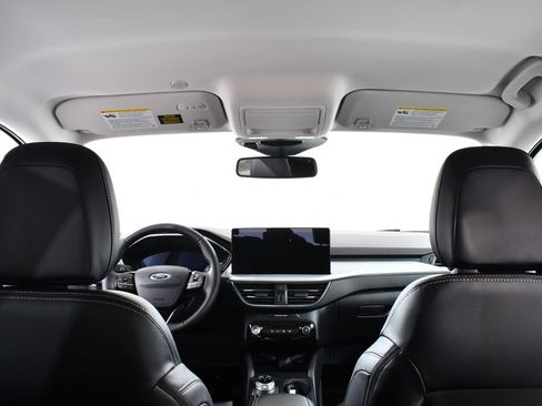 New 2026 Ford Escape SE w/ PHEV Premium Package image 17