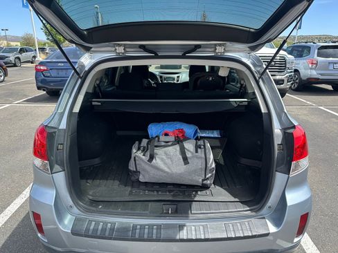 Used 2014 Subaru Outback 2.5i AWD/4WD image 17