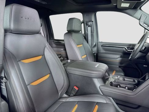 New 2026 GMC Sierra 3500 AT4 w/ AT4 Premium Plus Package AWD/4WD image 28