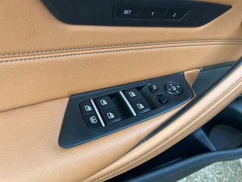 Used 2023 BMW 540i w/ M Sport Package image 44