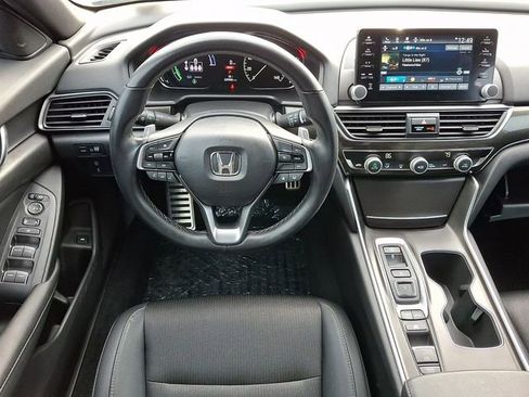Used 2022 Honda Accord Sport image 11