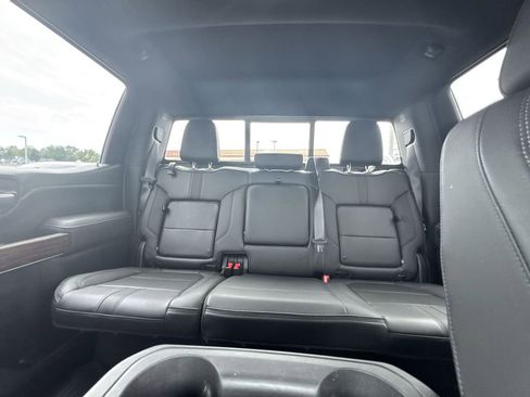 Used 2021 Chevrolet Silverado 1500 High Country image 13