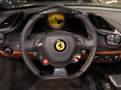 Used 2018 Ferrari 488 Spider RWD image 27