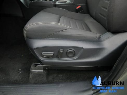 Used 2024 Toyota Tacoma TRD Sport w/ TRD Sport Upgrade Package image 26