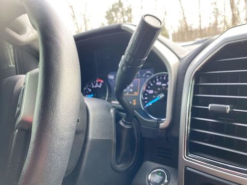 Used 2021 Ford F350 Lariat image 15