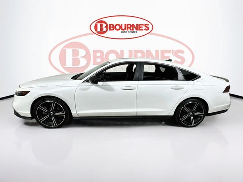 Used 2024 Honda Accord Sport image 6