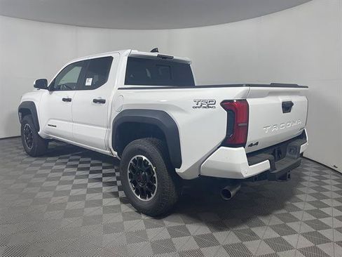 New 2026 Toyota Tacoma TRD Off-Road w/ TRD Off Road Upgrade Package AWD/4WD image 5
