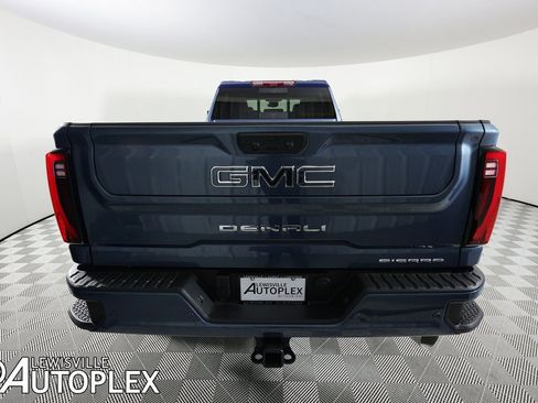 Used 2025 GMC Sierra 3500 Denali Ultimate image 6