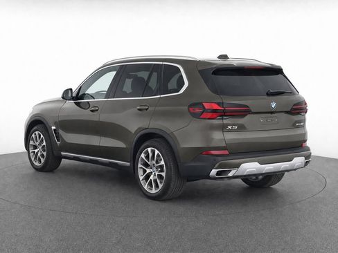 Used 2026 BMW X5 sDrive40i RWD image 5