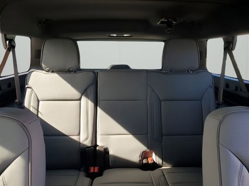 New 2026 GMC Yukon XL Elevation w/ LPO, Floor Liner Package image 25