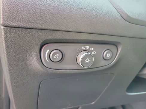 Used 2023 Buick Encore GX Select FWD image 21