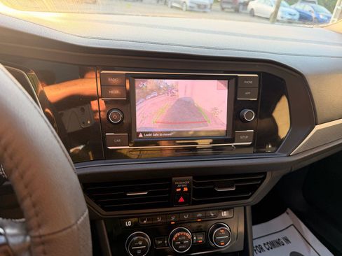 Used 2019 Volkswagen Jetta R-Line FWD image 26