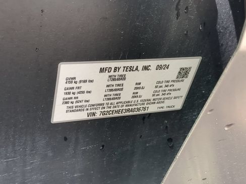 Used 2024 Tesla Cybertruck Cyberbeast AWD/4WD image 33