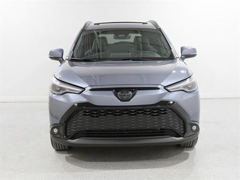 Used 2023 Toyota Corolla Cross AWD Hybrid image 2