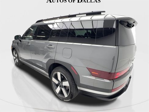 Used 2024 Hyundai Santa Fe Limited image 10