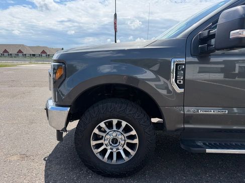 Used 2020 Ford F250 Lariat w/ Lariat Value Package AWD/4WD image 10