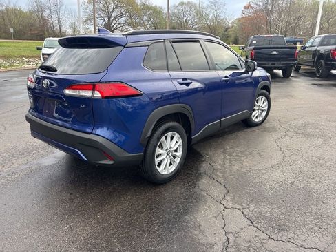 Used 2023 Toyota Corolla Cross LE w/ Moonroof Package image 8