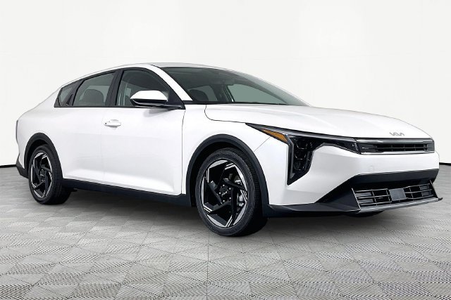 New 2026 Kia K4 GT-Line Turbo FWD image 3